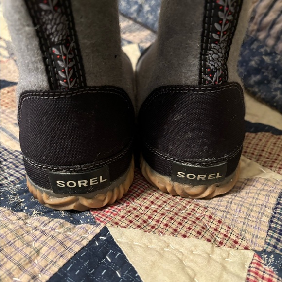 Sorel Womens ARCTIC Multi Color Boots Size 8 - Picture 3 of 7